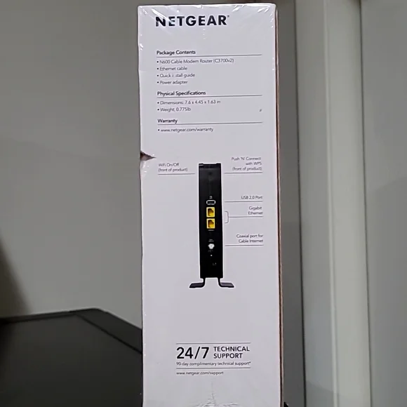 NETGEAR N600 WiFi Cable Modem Router - Picture 3 of 4